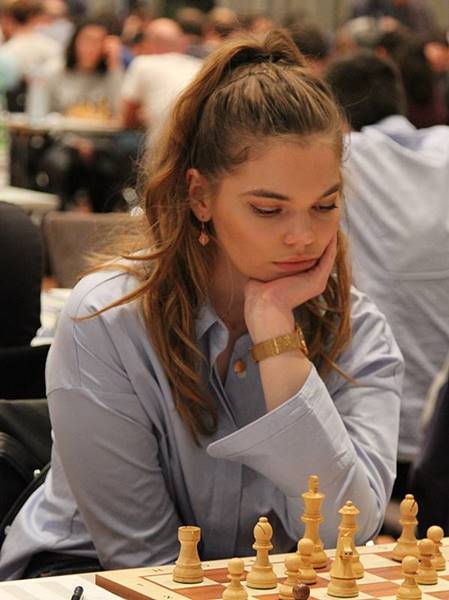 Sonja Maria Bluhm beim Grenke Chess Open 2019 | Foto: Georgios Souleidis