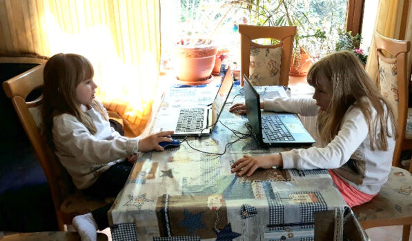 v.l.n.r.: Sophie Gröning, Kristina-Maria Abram | Foto: Bessie Abram